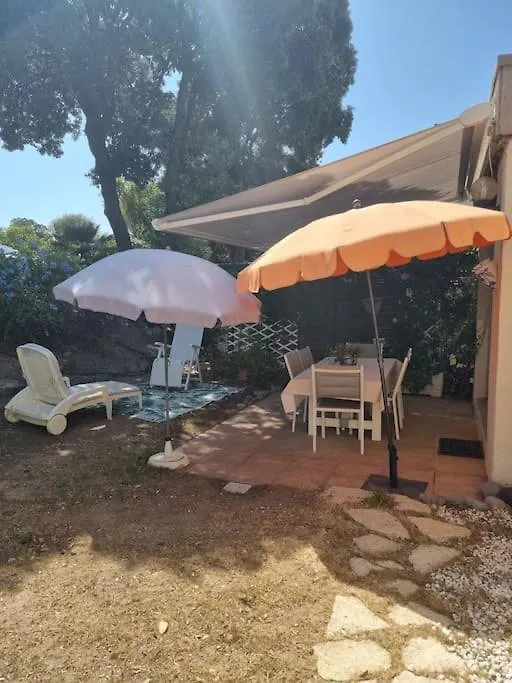 La Passiflore Saint-Raphael  0*, Saint-Raphael (Var) France